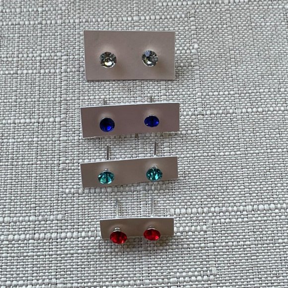 Women Stud Earrings Fashion Jewelry Blue Red Green Clear Tone Lot of 4 - Picture 11 of 11
